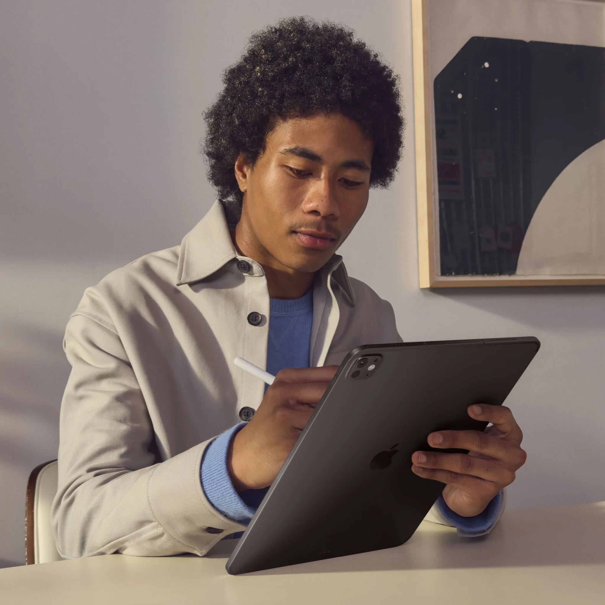 Apple iPad Pro (2024) - 27.9 cm (11") - Apple M4 - 1 TB - Wi-Fi 6E + Cellular - iPadOS 17 - Nano-texture glass - Black - Image 4