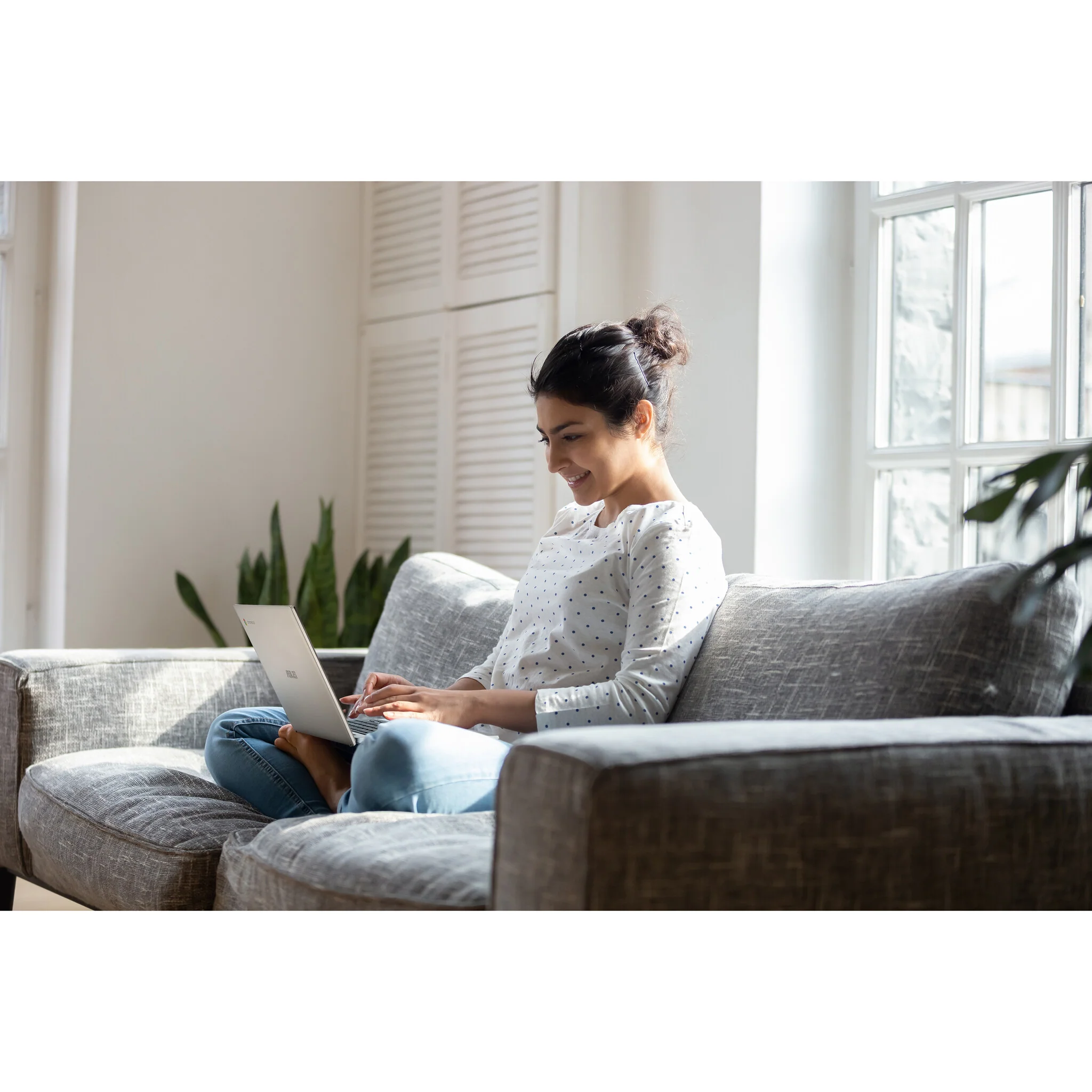 ASUS Chromebook - 43.9 cm (17.3") - Intel® Pentium® Silver N6000 - 4 GB LPDDR4x-SDRAM - 128 GB eMMC - Wi-Fi 6 - ChromeOS - Silver - Image 14