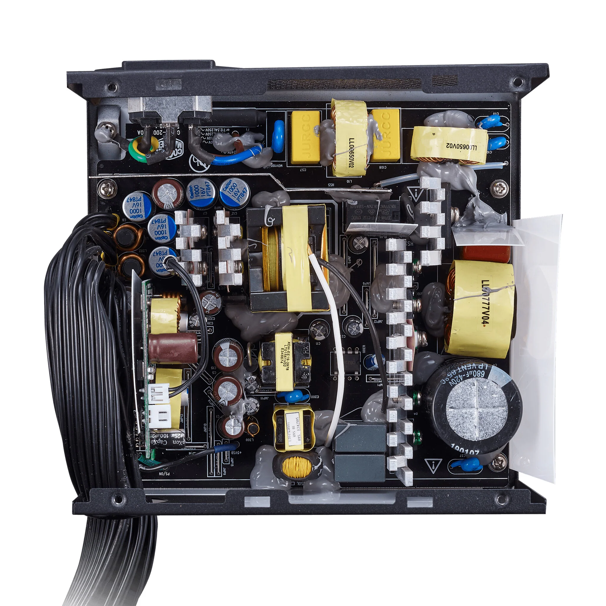 Cooler Master MWE - 550W 80+ Bronze Non-Modular Power Supply Unit in Black - Image 10