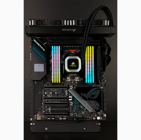 Corsair MP600 PRO - PCI Express 4.0 3D TLC NAND NVMe M.2 SSD - 4 TB - Image 10