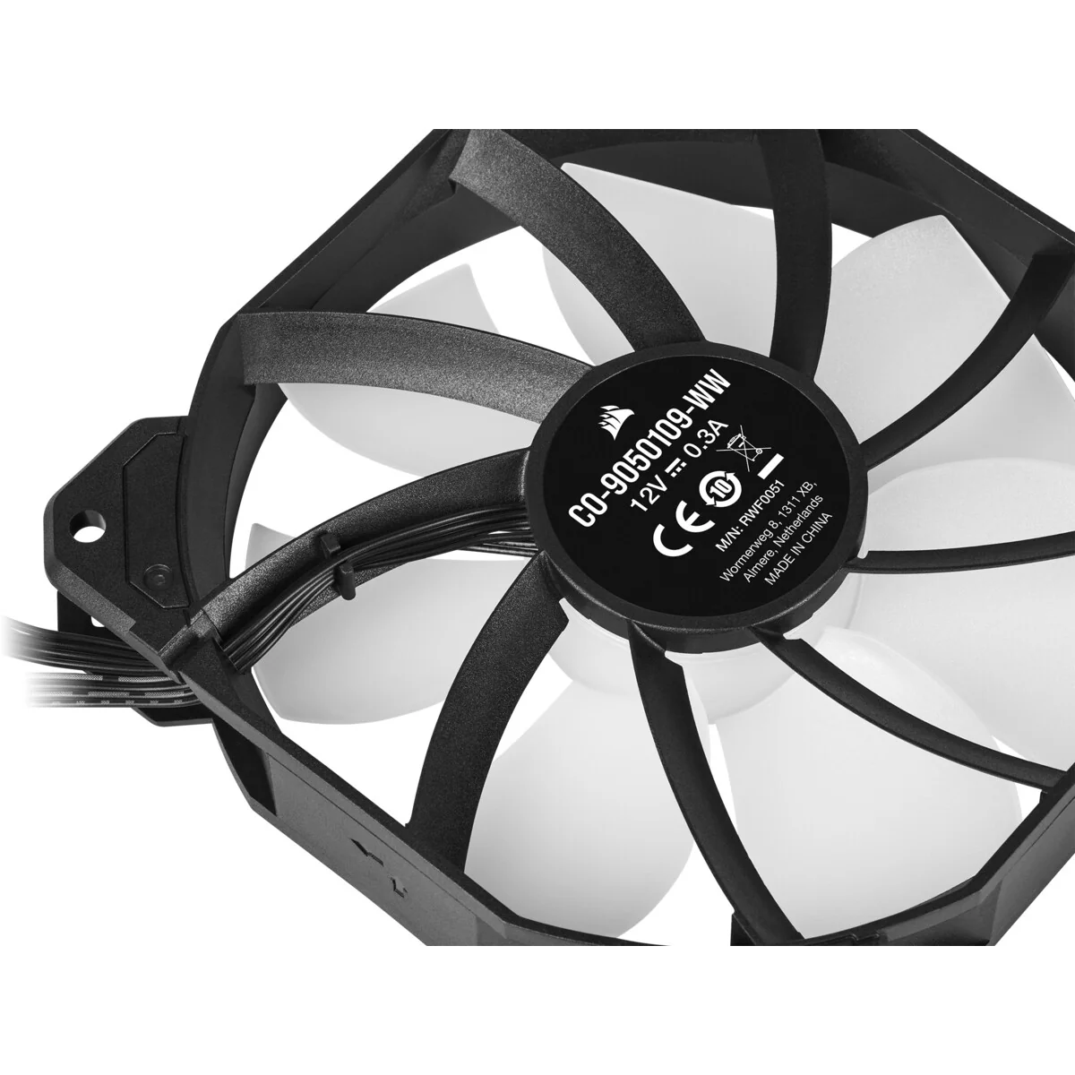 Corsair SP120 RGB ELITE - Computer Case Fan in Black - 120mm (Pack of 3) - Image 10