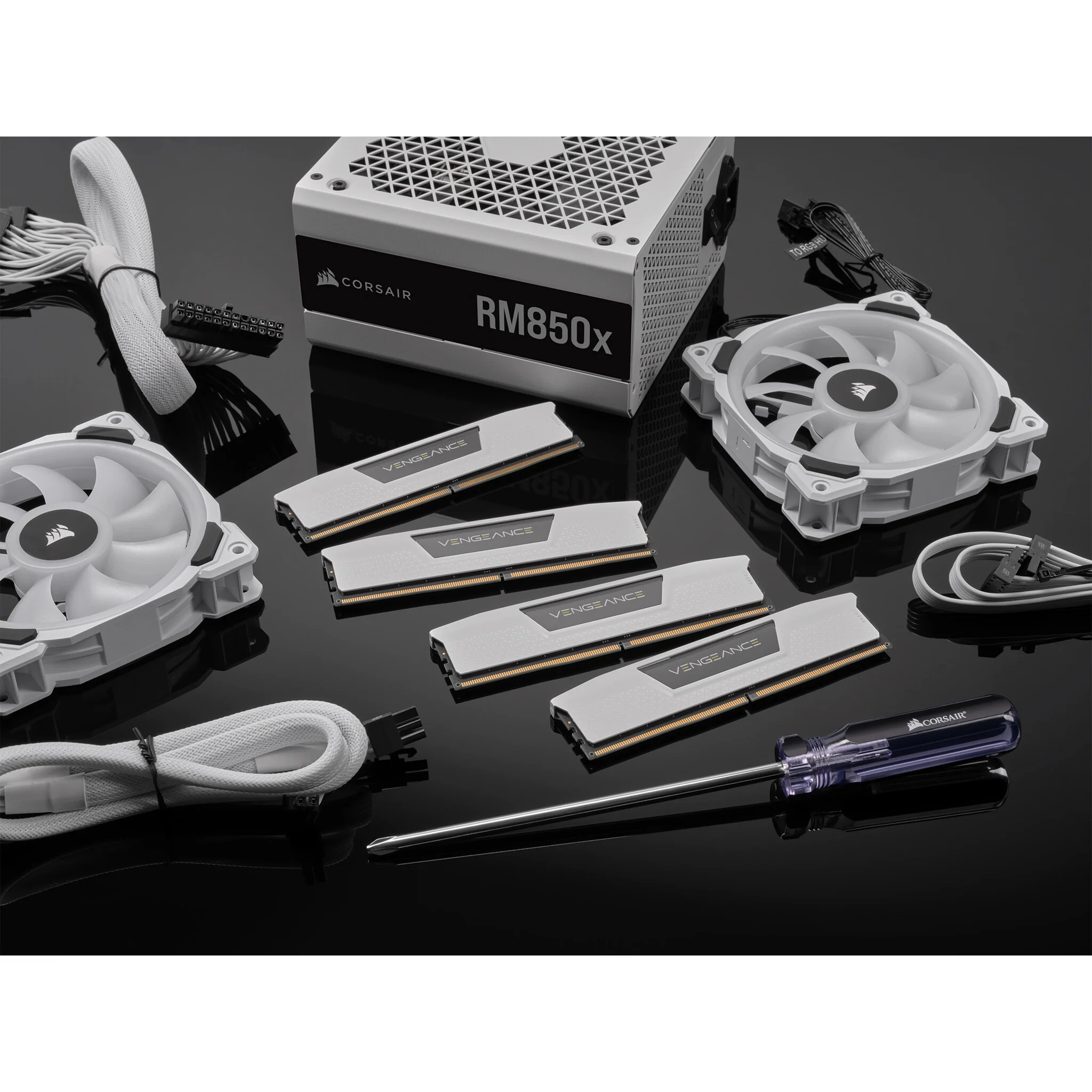Corsair Vengeance CMK32GX5M2B5200C40W memory module 32 GB 2 x 16 GB DDR5 5200 MHz ECC - Image 5