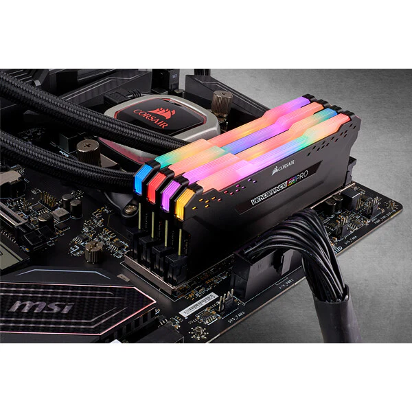 Corsair Vengeance RGB - 32 GB 4 x 8 GB DDR4 3200 MHz memory module - Image 4
