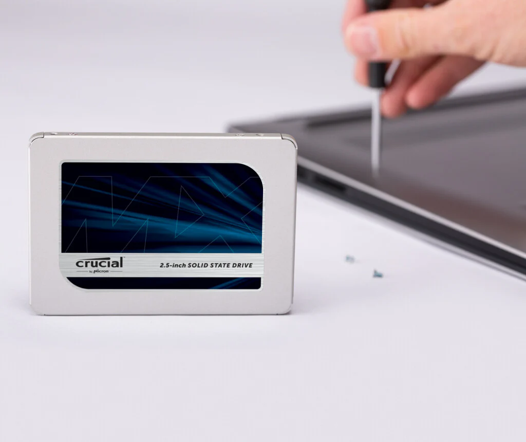 Crucial MX500 - Serial ATA III 3D NAND 2.5" SSD - 4 TB - Image 3