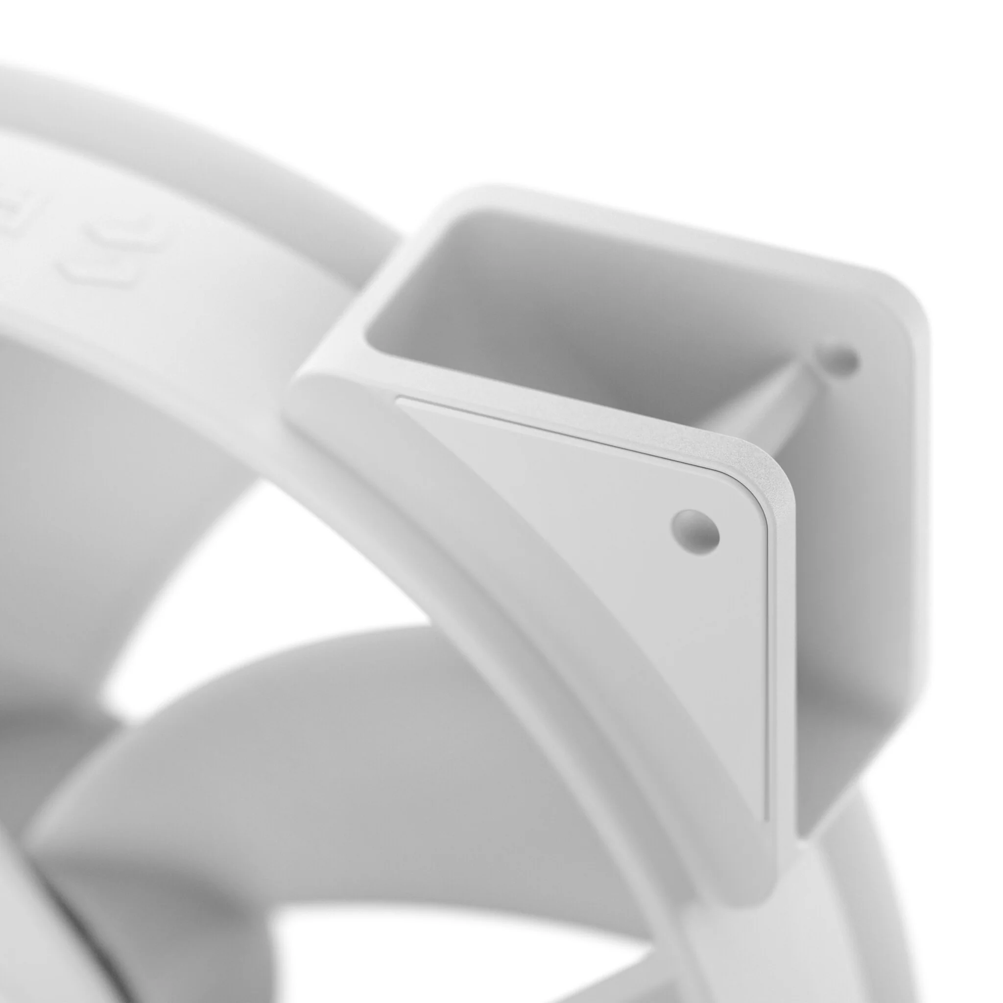 Fractal Design Prisma AL-18 - PWM Computer Case Fan in White - 180mm - Image 2