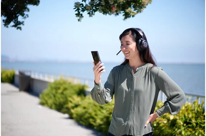 Kensington H3000 - Wireless Bluetooth Over-Ear Gaming Headset - Image 13