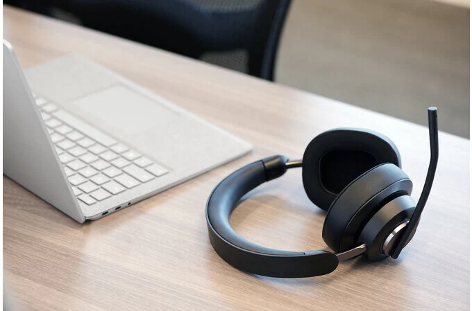 Kensington H3000 - Wireless Bluetooth Over-Ear Gaming Headset - Image 16