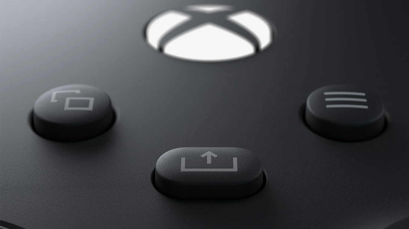 Microsoft Xbox Wireless Controller in Black - Image 7