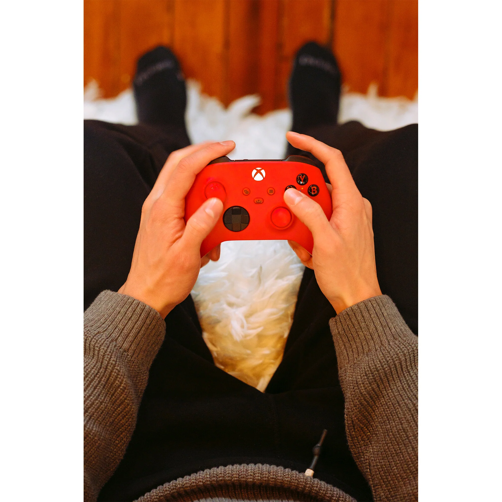 Microsoft Xbox Wireless Controller in Red - Image 14