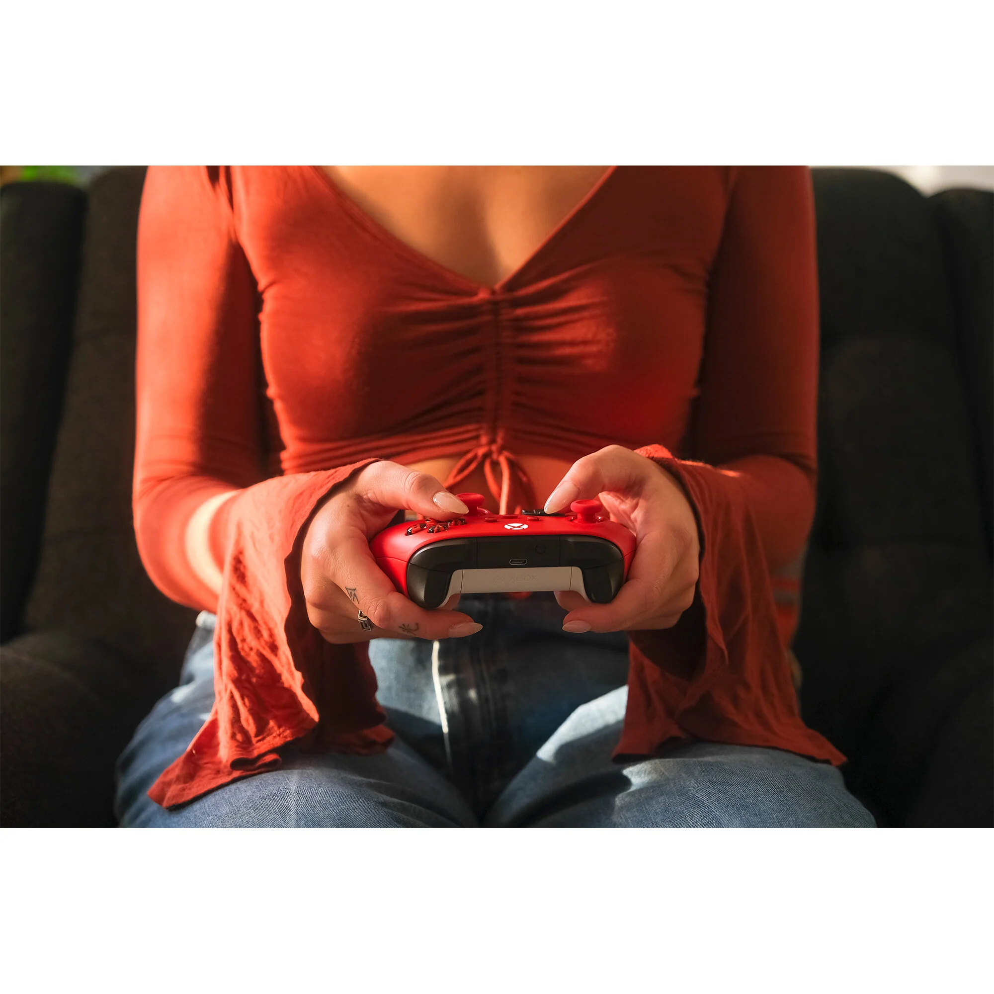 Microsoft Xbox Wireless Controller in Red - Image 25