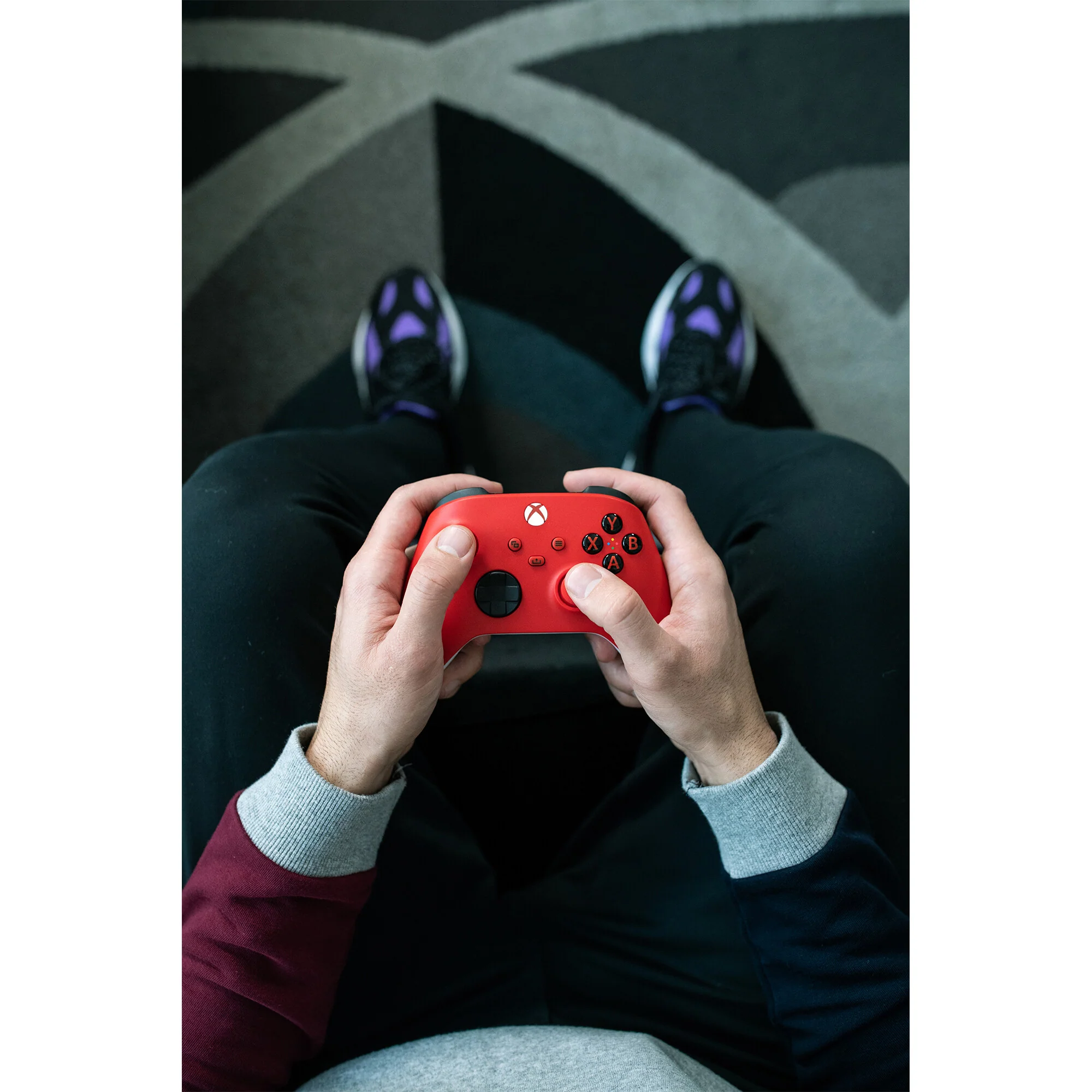 Microsoft Xbox Wireless Controller in Red - Image 7