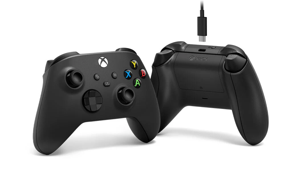 Microsoft Xbox Wireless Controller + USB-C Cable in Black - Image 4