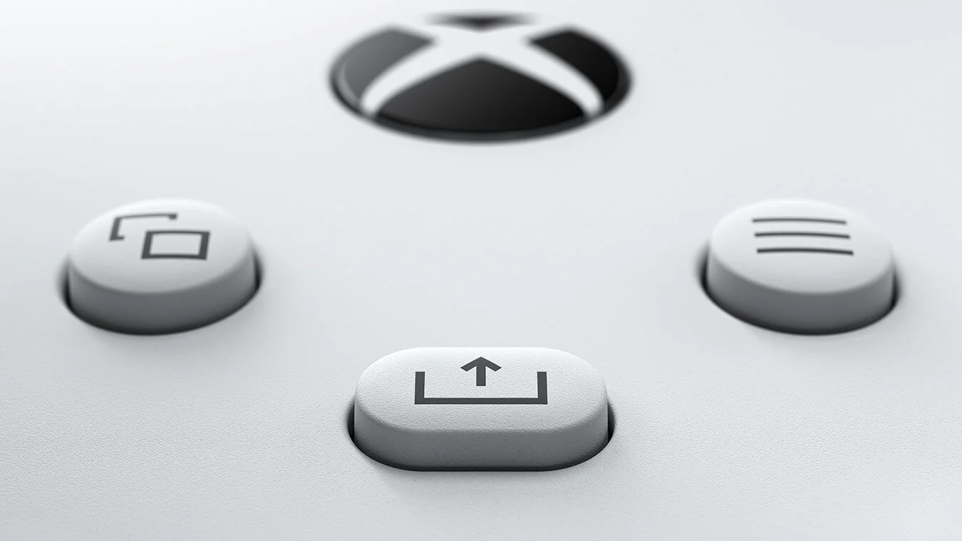 Microsoft Xbox Wireless Controller in White - Image 7