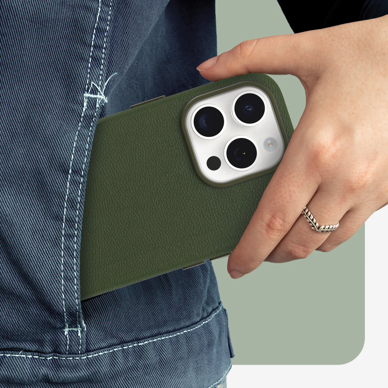 OtterBox Symmetry Cactus with MagSafe for iPhone 15 Pro in Cactus Grove - Image 6