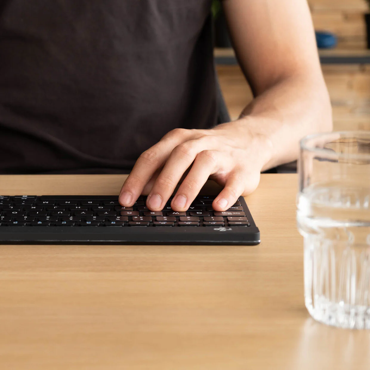 R-Go Tools Compact Break R-Go keyboard, QWERTY (UK), bluetooth, black - Image 7