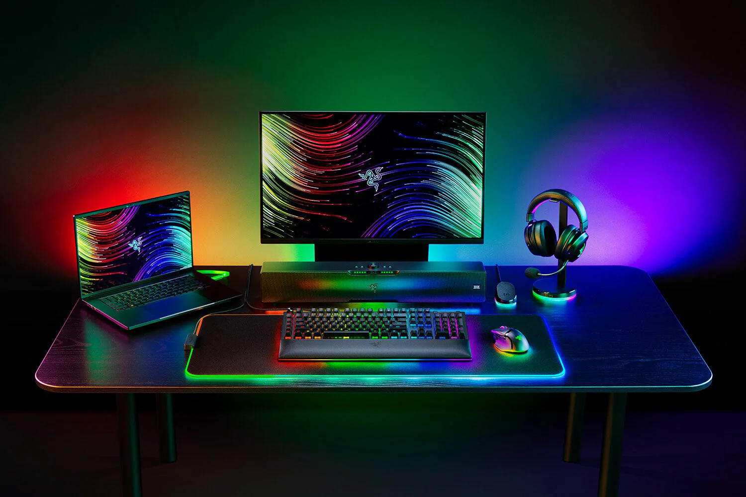 Razer BlackWidow V4 Pro - USB Wired RGB Mechanical Keyboard in Black (QWERTY US) - Image 3