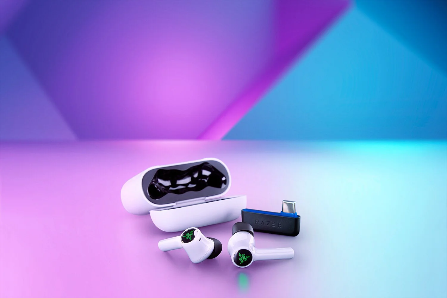Razer Hammerhead HyperSpeed - Bluetooth Wireless In-ear Gaming Earbuds in White - Image 2