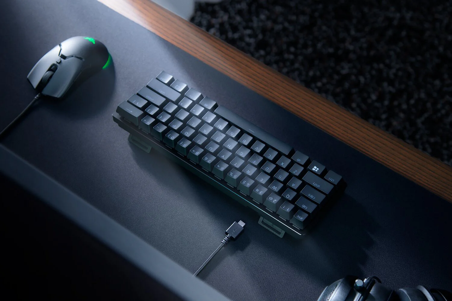 Razer Huntsman Mini Clicky - USB Wired RGB Opto-mechanical Keyboard in Black (QWERTY UK) - Image 5