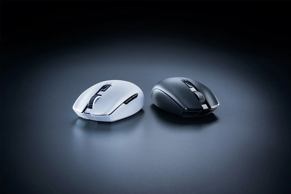 Razer Orochi V2 - RF Wireless + Bluetooth Optical Mouse in Black - 18,000 DPI - Image 2