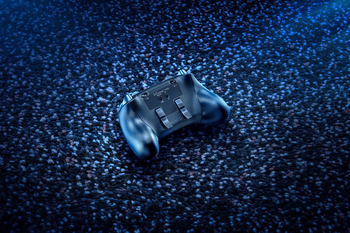 Razer Wolverine V2 Pro - Wired & Wireless Gaming Controller in Black for PC / PS5 - Image 7