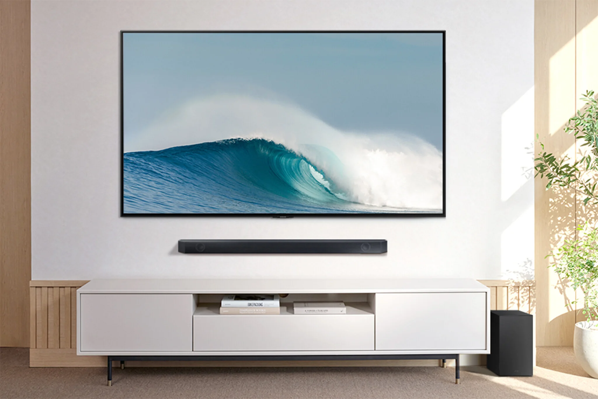 Samsung HW-Q600C - Bluetooth Cinematic Soundbar with Dolby Atmos, DTS:X & Wireless Subwoofer in Black - Image 12