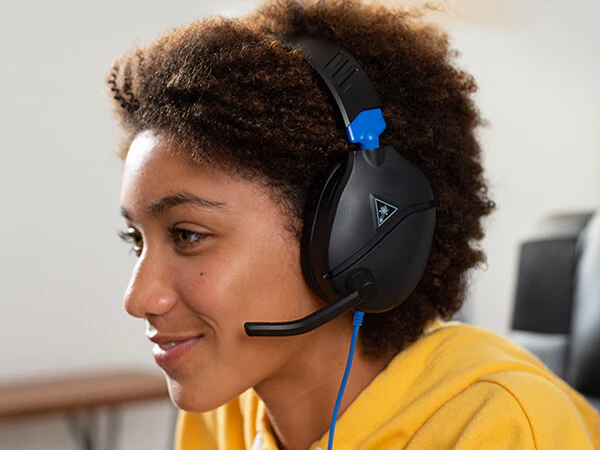Turtle Beach Recon 70 - Wired Gaming Headset for PS4 / PS5 in Black / Blue - Image 21