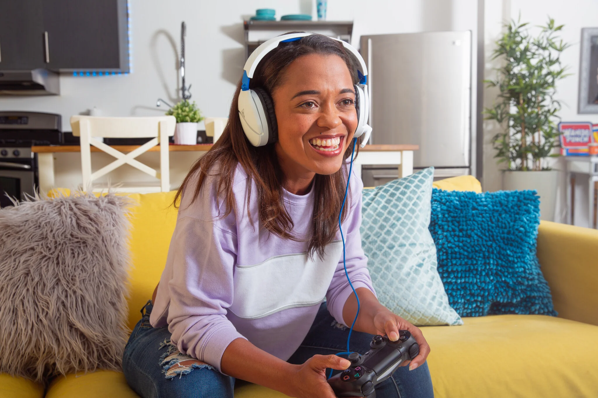 Turtle Beach Recon 70 - Wired Gaming Headset for PS4 / PS5 in Blue / White - Image 21