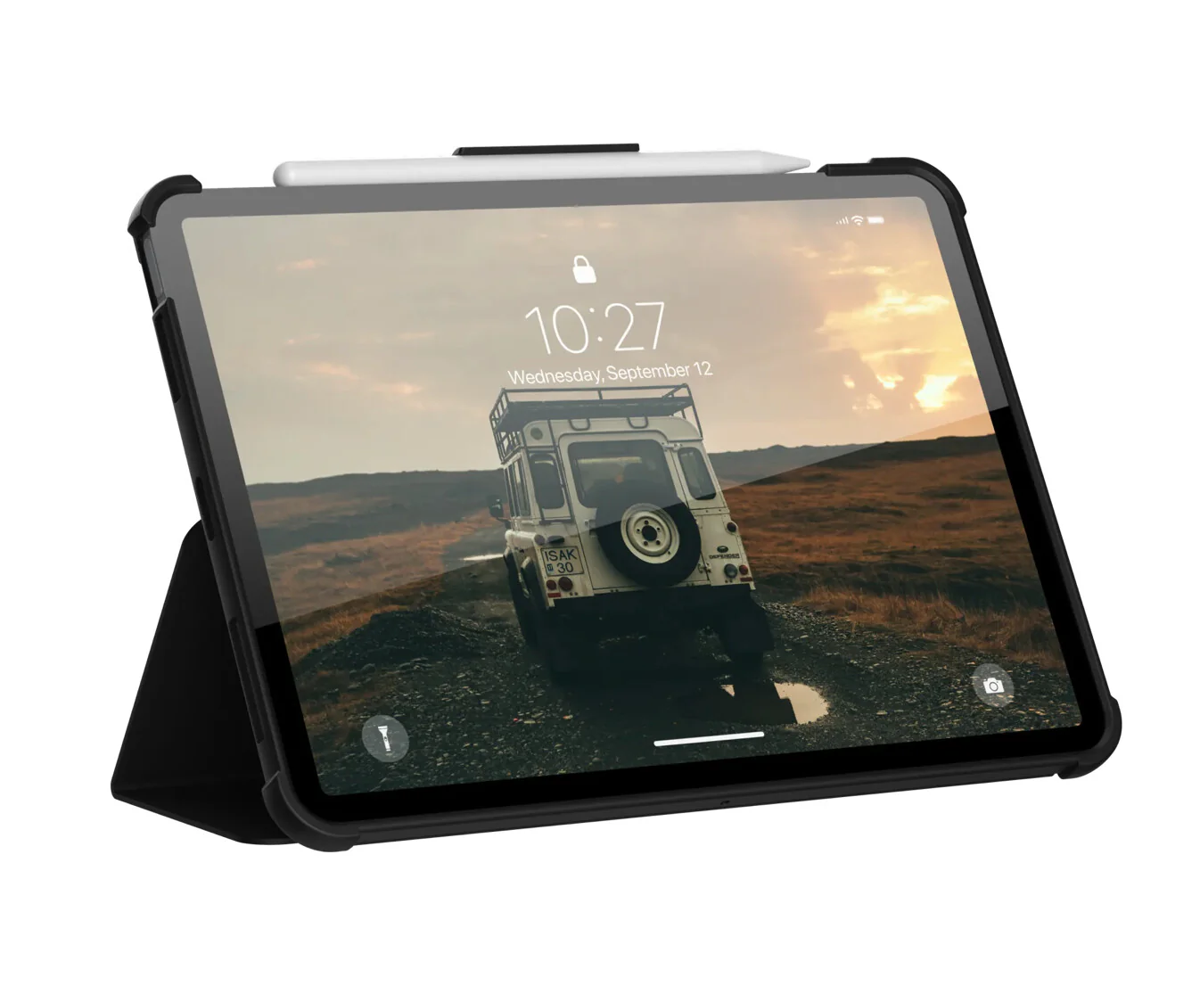Urban Armor Gear Plyo for 10.9" iPad Air in Black / Metallic - Image 4