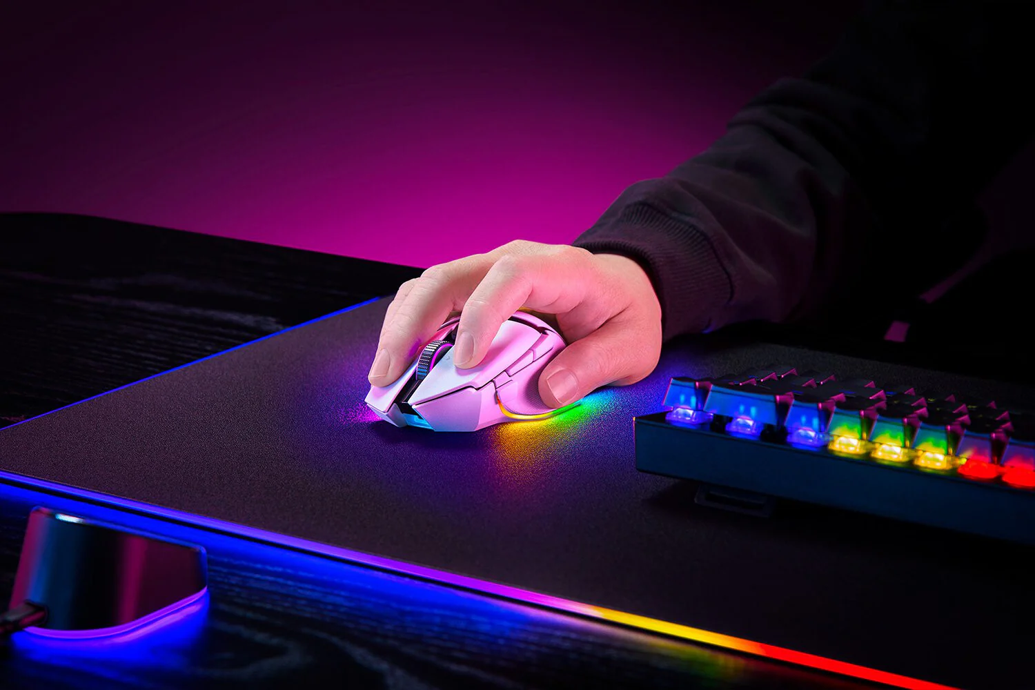 Razer Basilisk V3 Pro - RF Wireless + Bluetooth + USB Type-C Optical Mouse in White- 30,000 DPI - Image 5